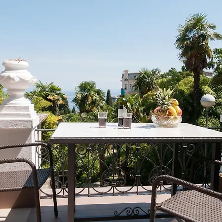 Apartment Tomic Apartment Opatija
