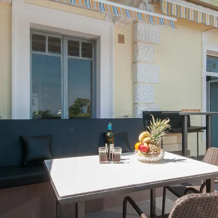 Apartment Tomic
